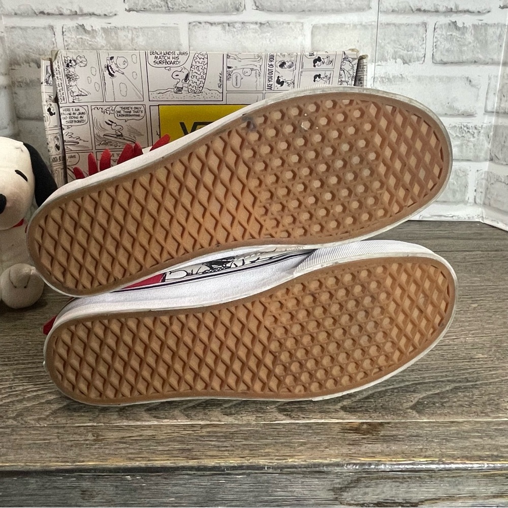 Vans Peanuts SK8-Hi Dog House Unisex (M-8.5) (W10). Preowned. Snoopy. Boxed. - Picture 7 of 12